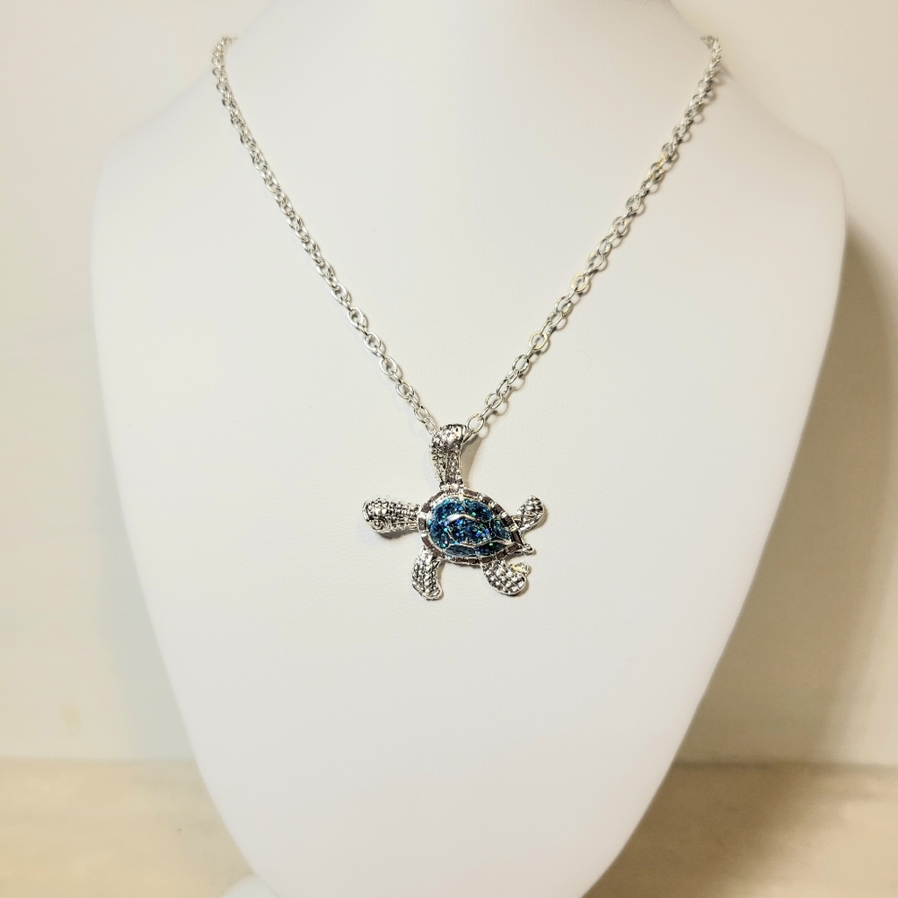 🐢 Sterling Silver Blue Sparkly Opal Ocean Vibes Hawaiian Sea Turtle Necklace